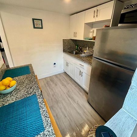 Nice Queen Bedroom - Best Location In Miami - Luggage Storage Service, Parking And Laundry Eksteriør bilde