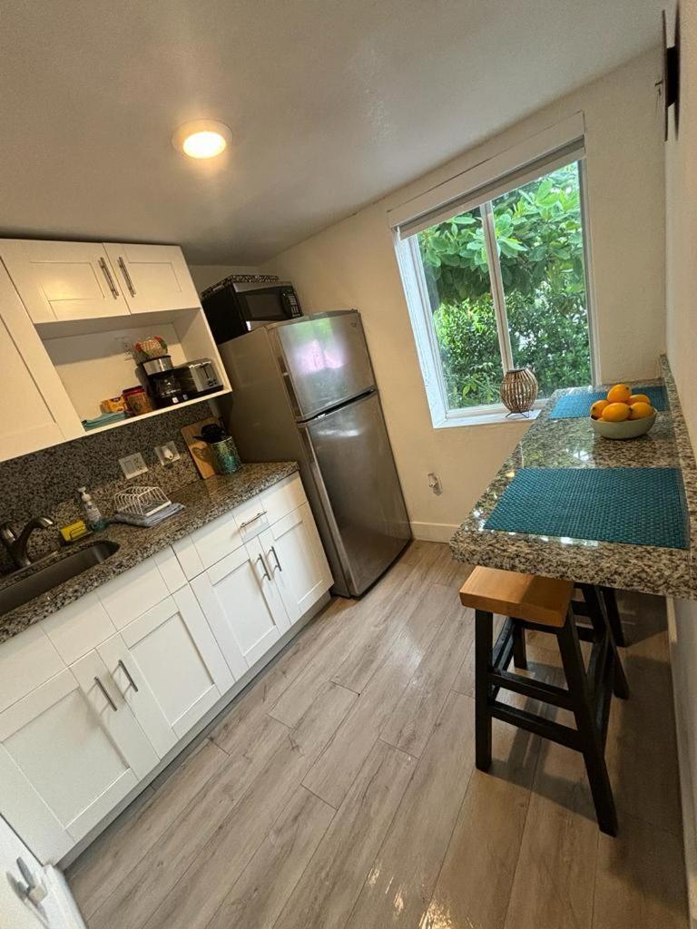 Nice Queen Bedroom - Best Location In Miami - Luggage Storage Service, Parking And Laundry Eksteriør bilde